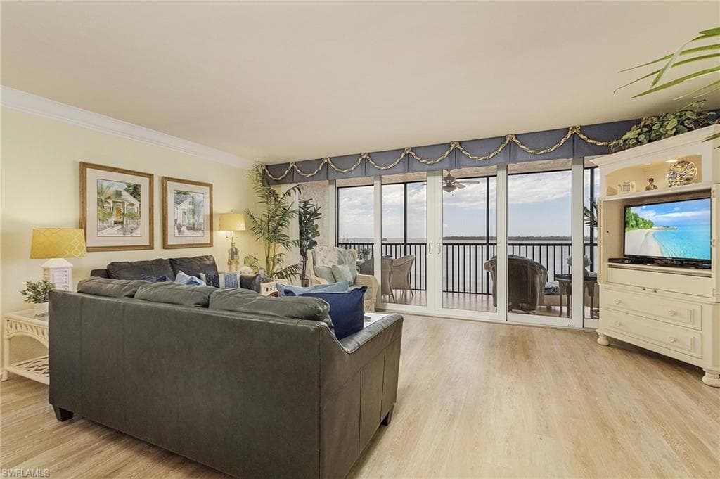 17080 Harbour Point DR 213 FORT MYERS, FL 33908