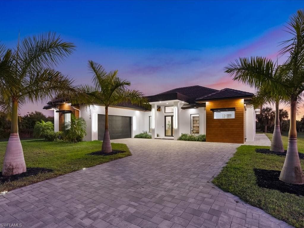 424 Shady Hollow BLVD W NAPLES, FL 34120