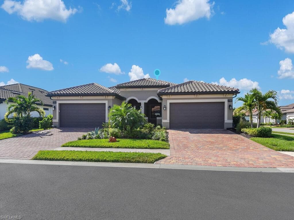 17300 Corsini DR FORT MYERS, FL 33913