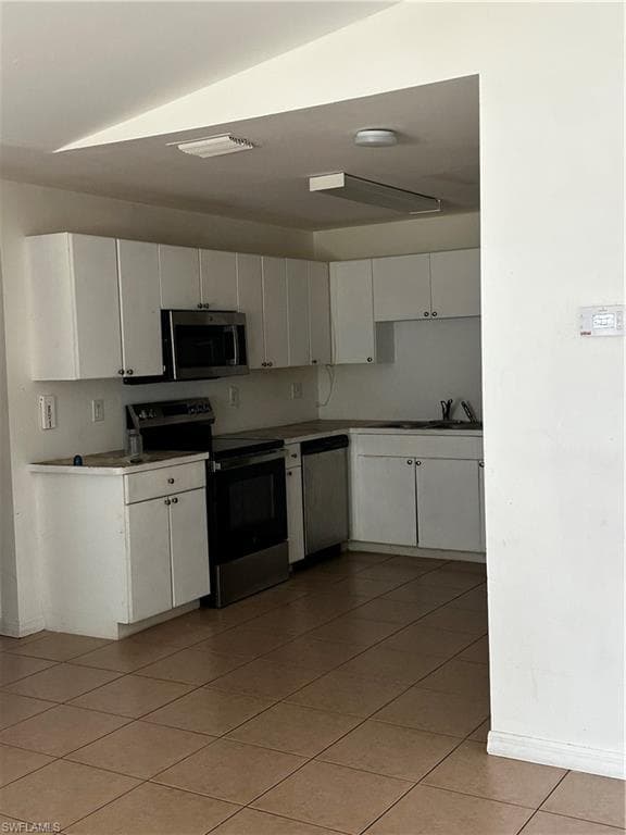 4746 15th ST SW LEHIGH ACRES, FL 33973