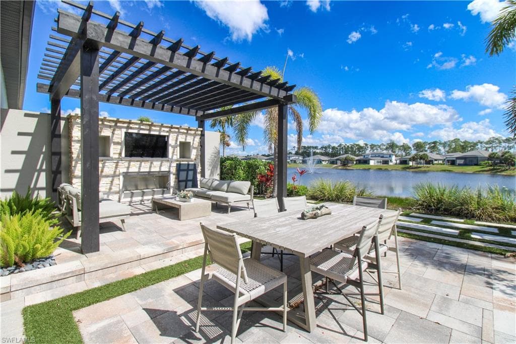 14723 Kingfisher LOOP NAPLES, FL 34120