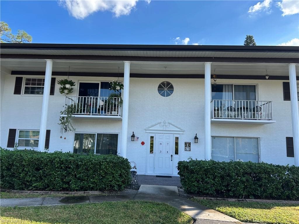 7007 New Post DR 3 NORTH FORT MYERS, FL 33917