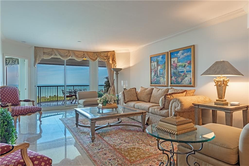 7117 Pelican Bay BLVD 1806 NAPLES, FL 34108