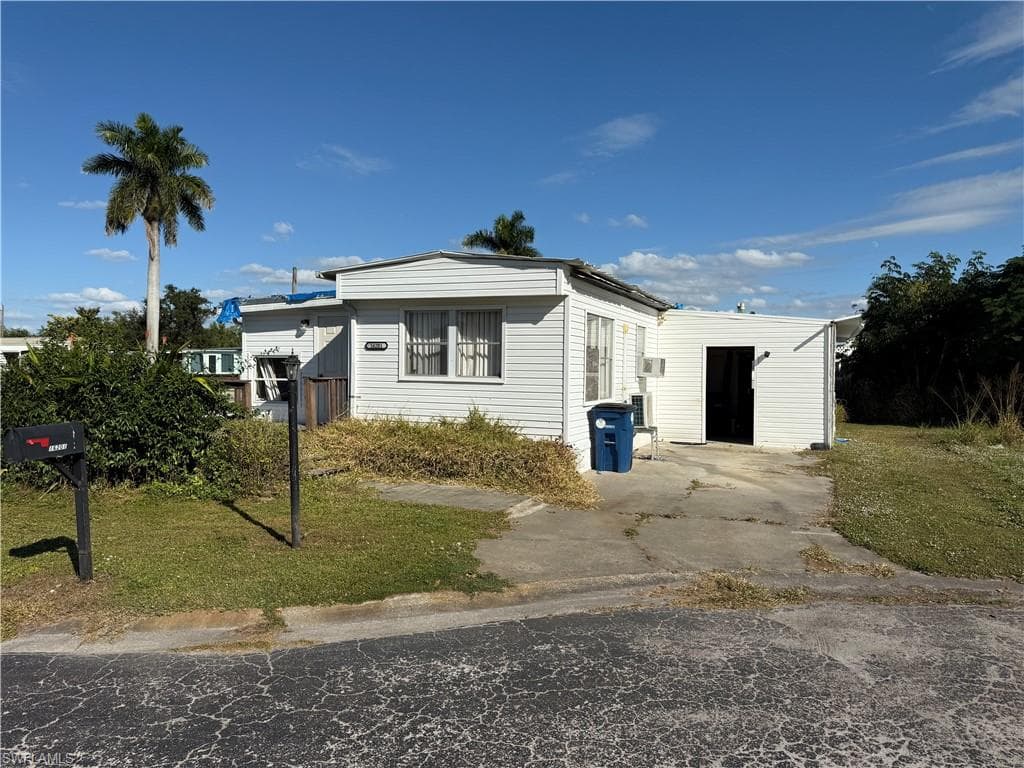 16201 Cathy CT FORT MYERS, FL 33908