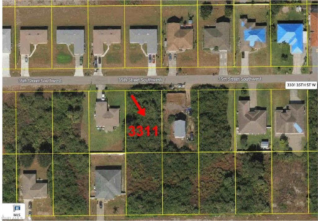 3311 35th ST SW LEHIGH ACRES, FL 33976