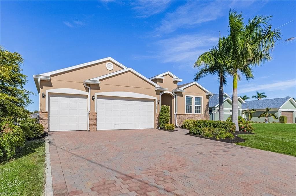 2509 SW 52nd LN CAPE CORAL, FL 33914