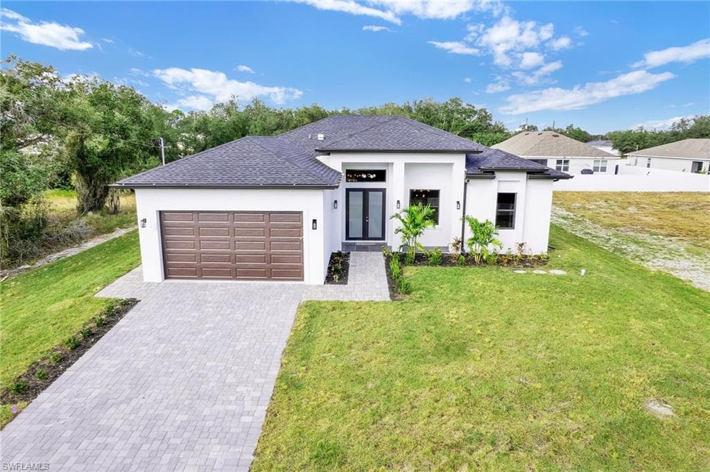 2604 56th ST SW LEHIGH ACRES, FL 33976