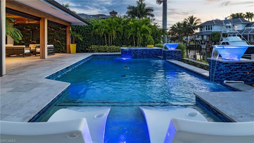 1650 Mullet CT NAPLES, FL 34102