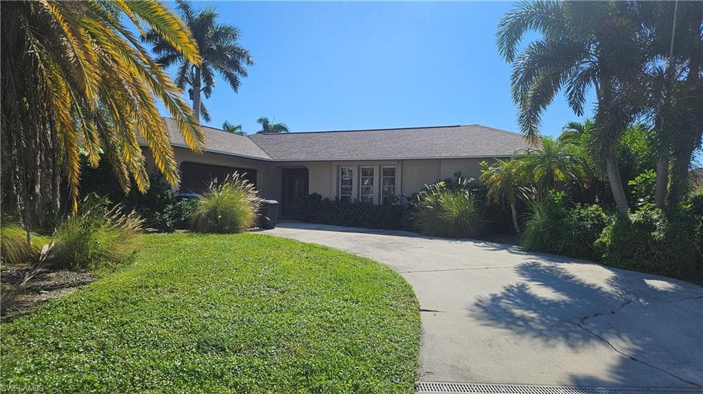 1230 SW 53rd TER CAPE CORAL, FL 33914
