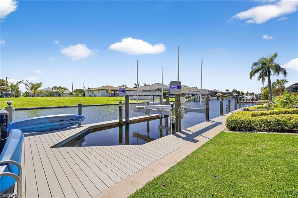 4909 SW 8th CT CAPE CORAL, FL 33914