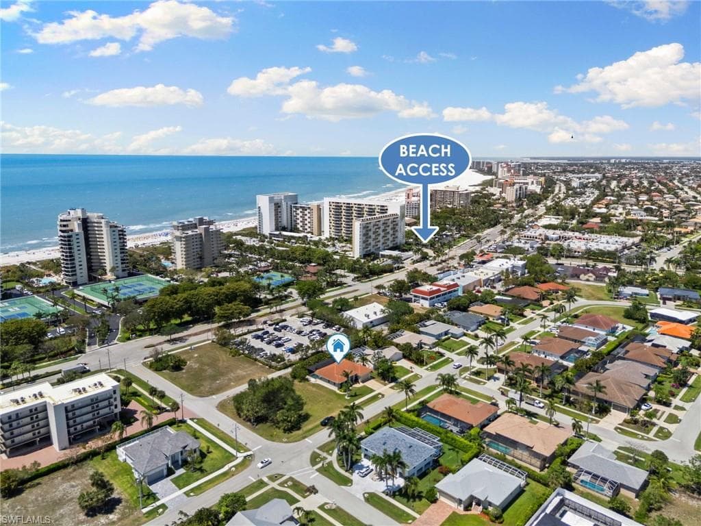 724 Seagrape DR MARCO ISLAND, FL 34145