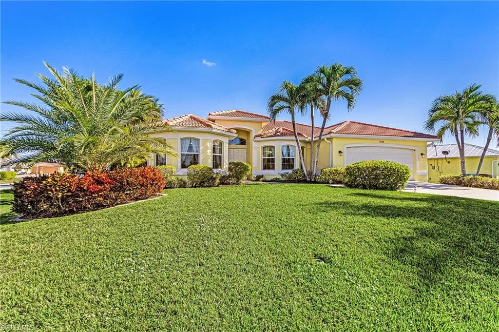 3433 SW 7th LN CAPE CORAL, FL 33991
