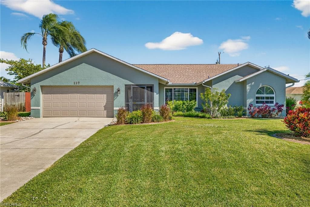 127 SE 21st AVE CAPE CORAL, FL 33990