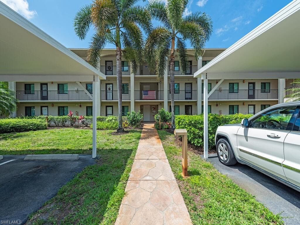 5776 Deauville CIR C308 NAPLES, FL 34112