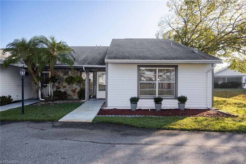 10623 Arlingford BLVD LEHIGH ACRES, FL 33936