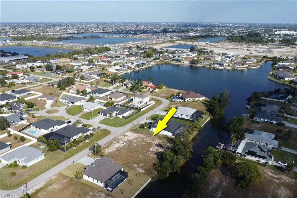 1420 NW 2nd TER CAPE CORAL, FL 33993