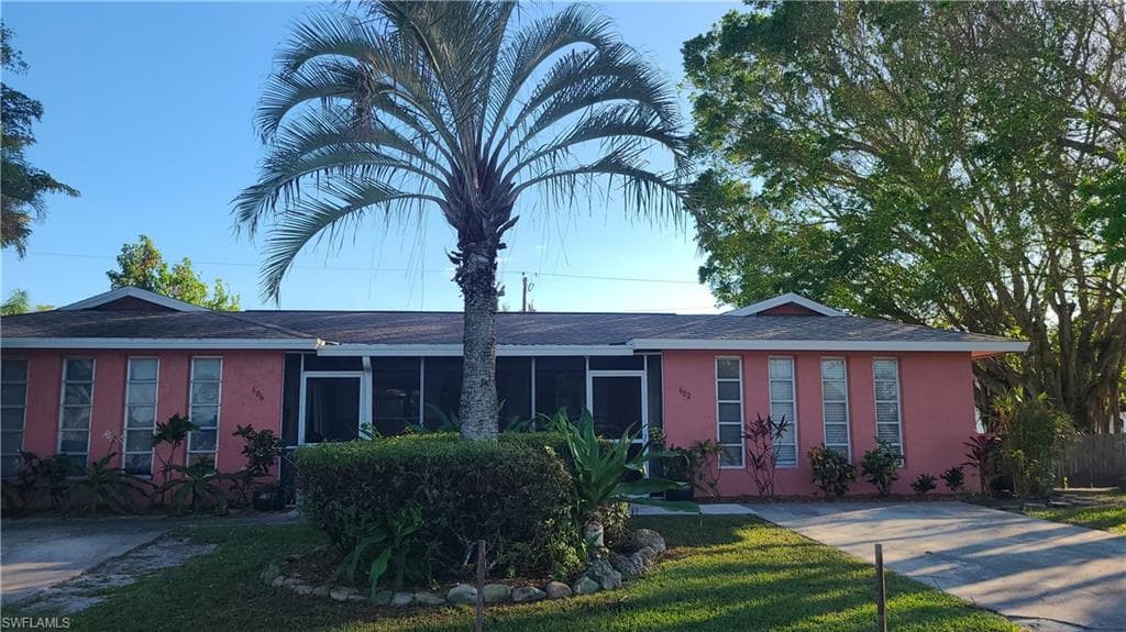 602 111th AVE N NAPLES, FL 34108