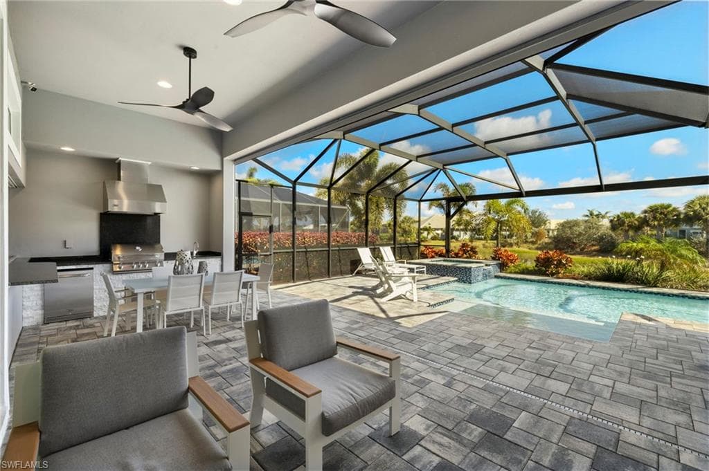 6420 Pembroke WAY NAPLES, FL 34113