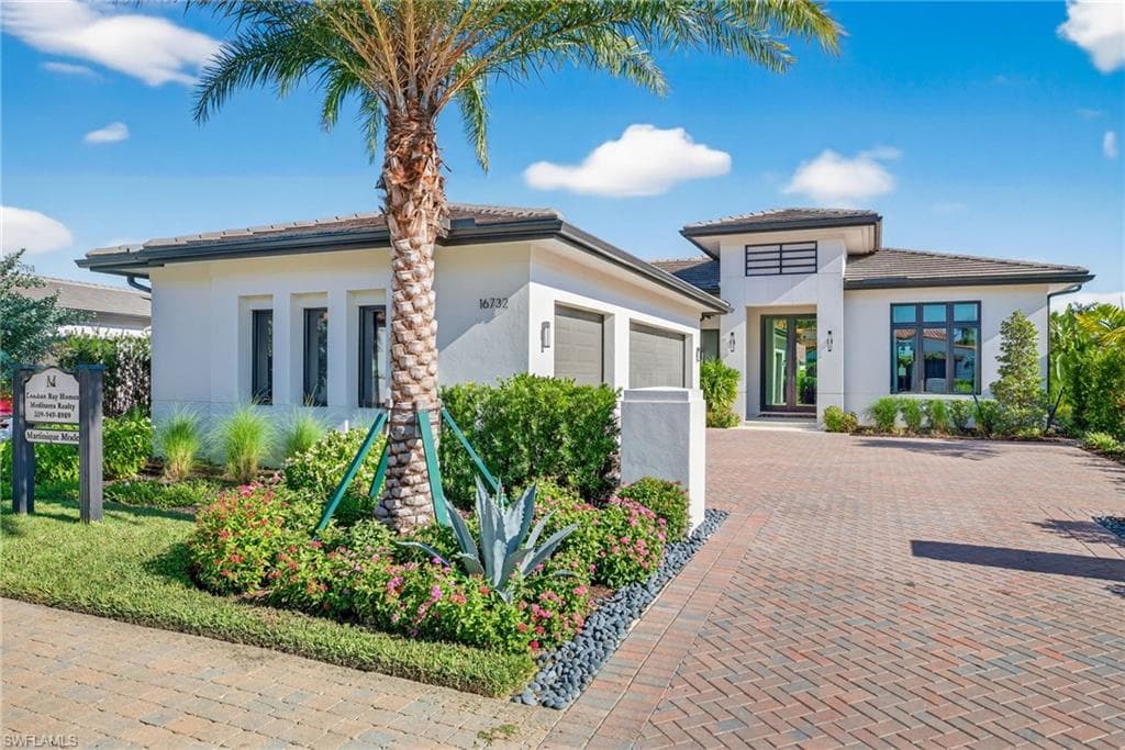 16732 Lucarno WAY N NAPLES, FL 34110