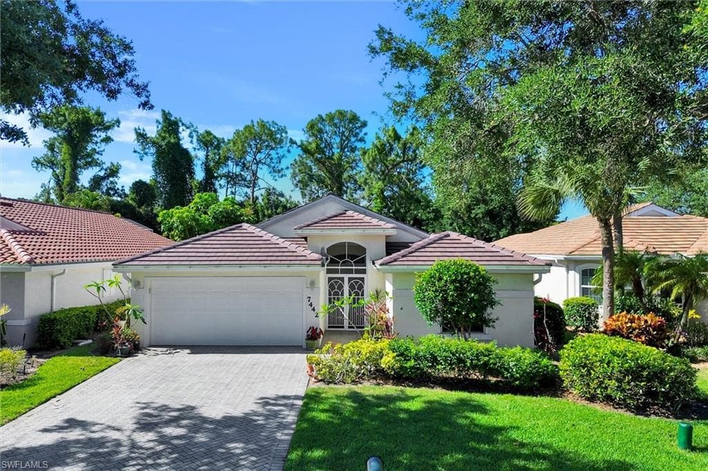 7442 Meldin CT NAPLES, FL 34104