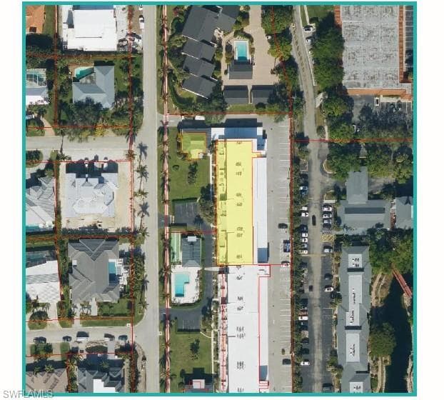 4200 Belair LN 211 NAPLES, FL 34103