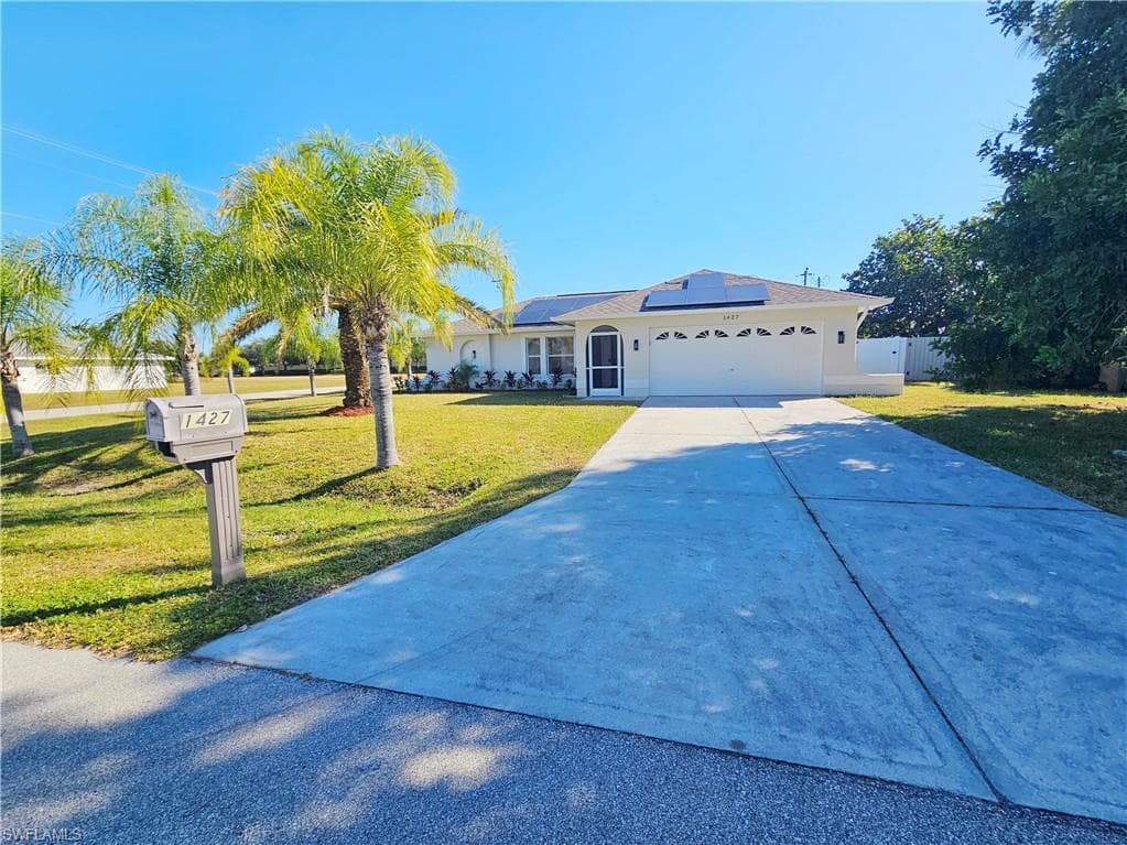 1427 SE 8th AVE CAPE CORAL, FL 33990