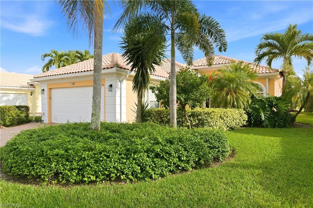 7704 Hernando CT NAPLES, FL 34114
