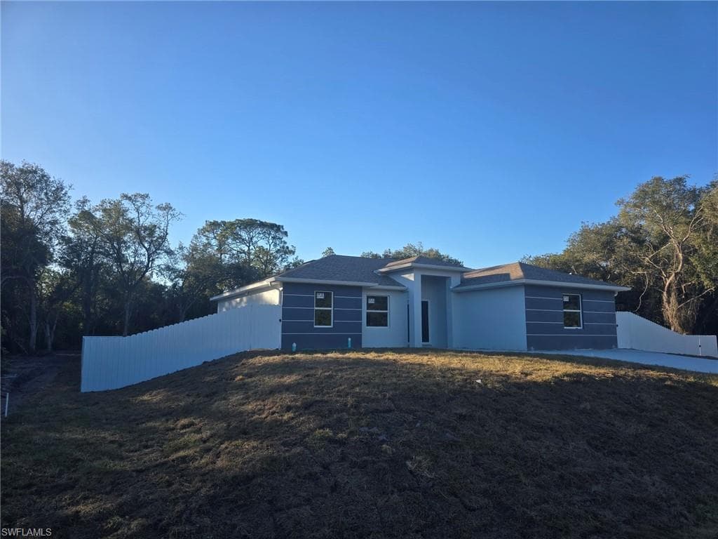 1605 Canton AVE LEHIGH ACRES, FL 33972