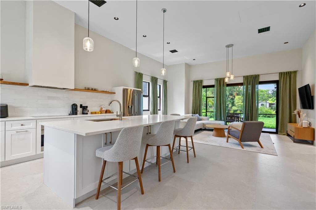 10186 Carolina ST BONITA SPRINGS, FL 34135