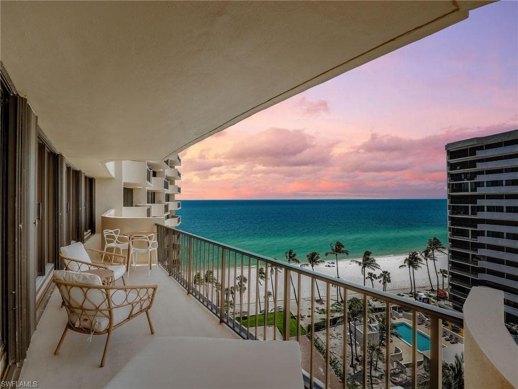 4001 Gulf Shore BLVD N 1000 NAPLES, FL 34103