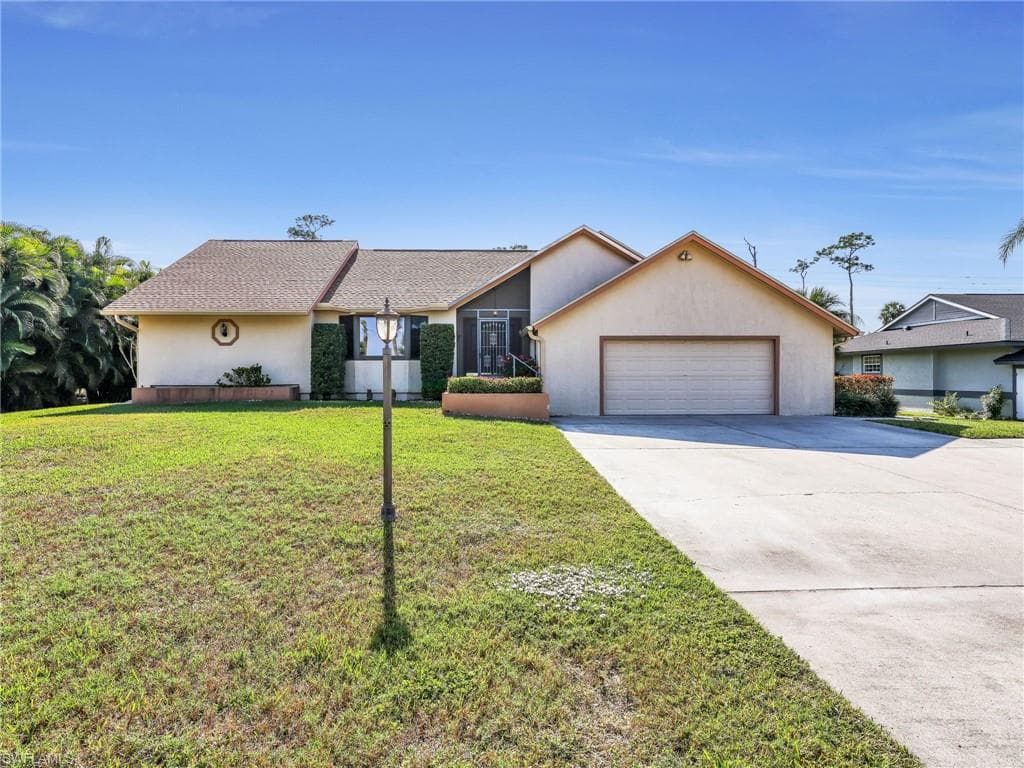 6219 Deer RUN FORT MYERS, FL 33908