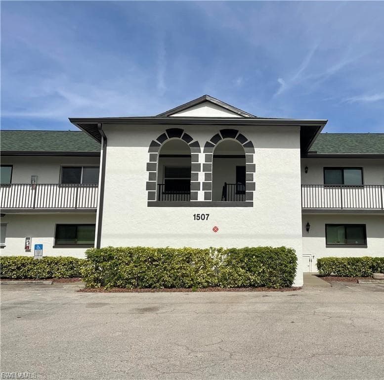 1507 Cape Coral PKWY W 6 CAPE CORAL, FL 33914
