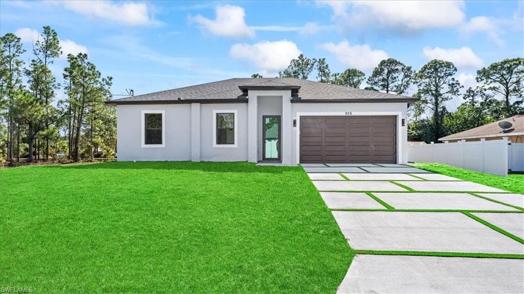 926 Winters ST E LEHIGH ACRES, FL 33974