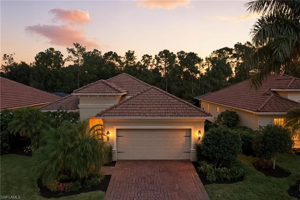 14503 Manchester DR NAPLES, FL 34114