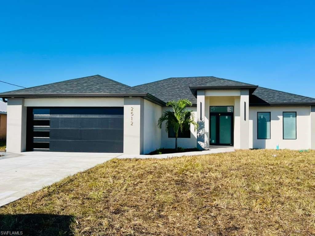 2512 29th ST SW LEHIGH ACRES, FL 33976