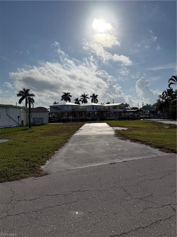 3867 Phoenix DR ST. JAMES CITY, FL 33956