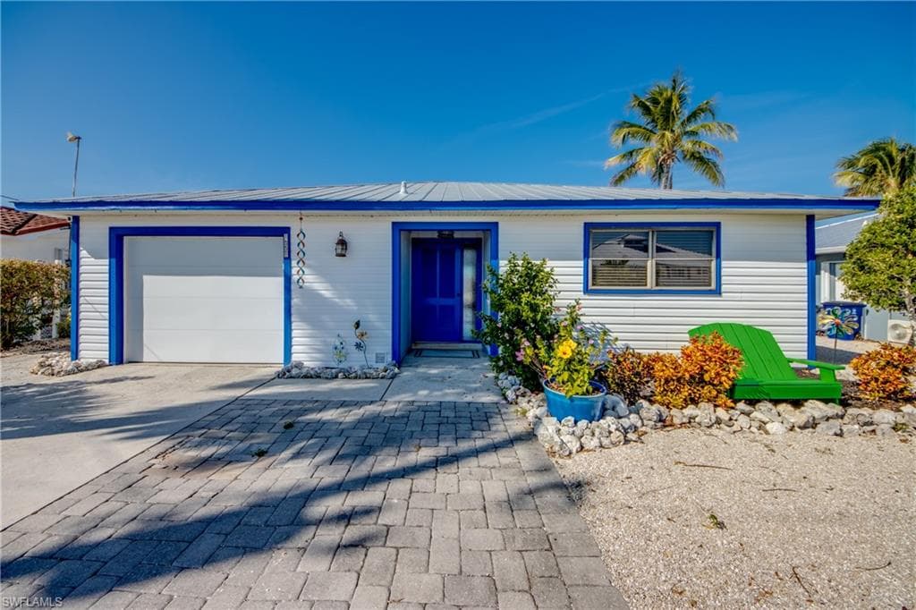 16221 Buccaneer ST BOKEELIA, FL 33922