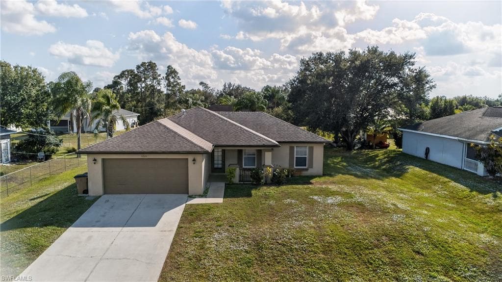 1224 Bayou ST E LEHIGH ACRES, FL 33974