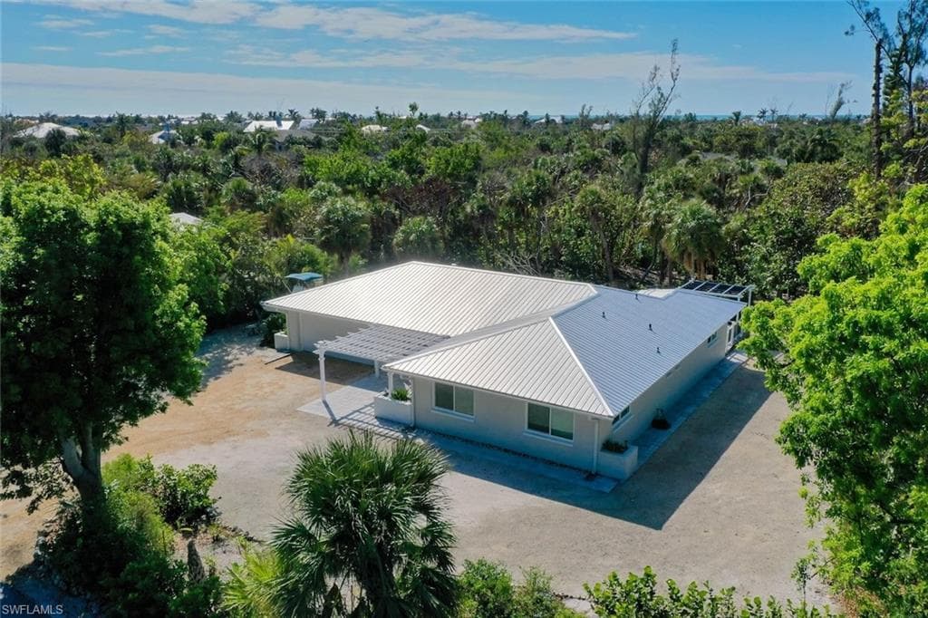 4639 Brainard Bayou RD SANIBEL, FL 33957