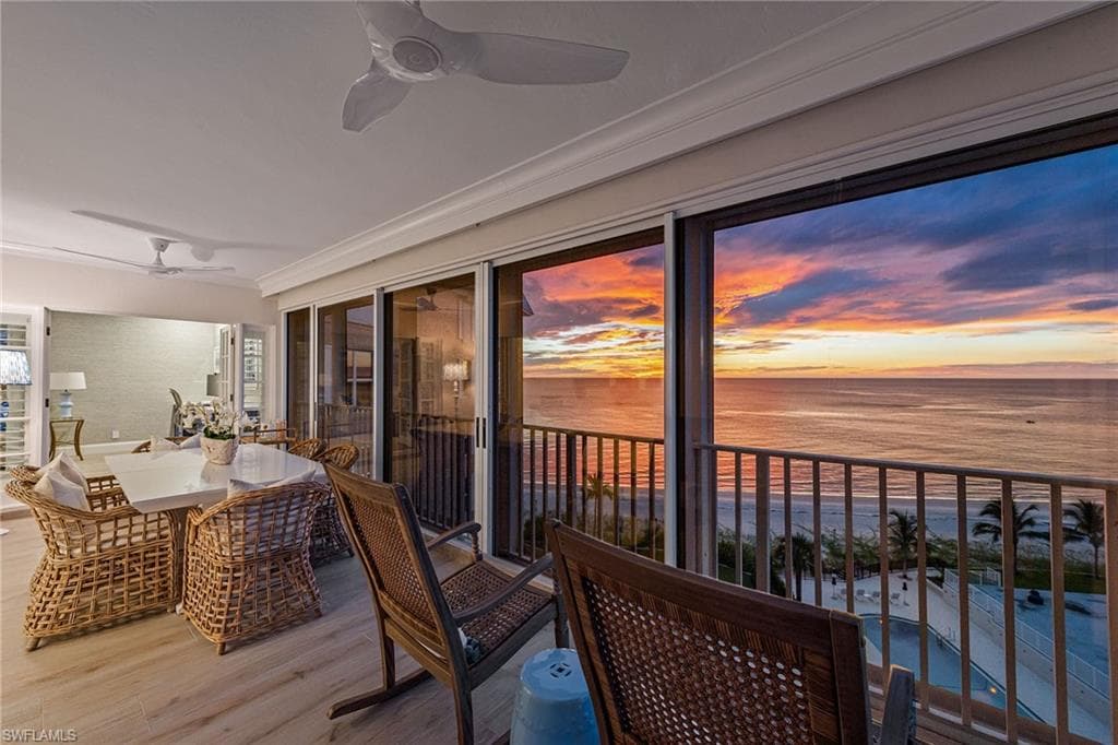2905 Gulf Shore BLVD N 703N NAPLES, FL 34103
