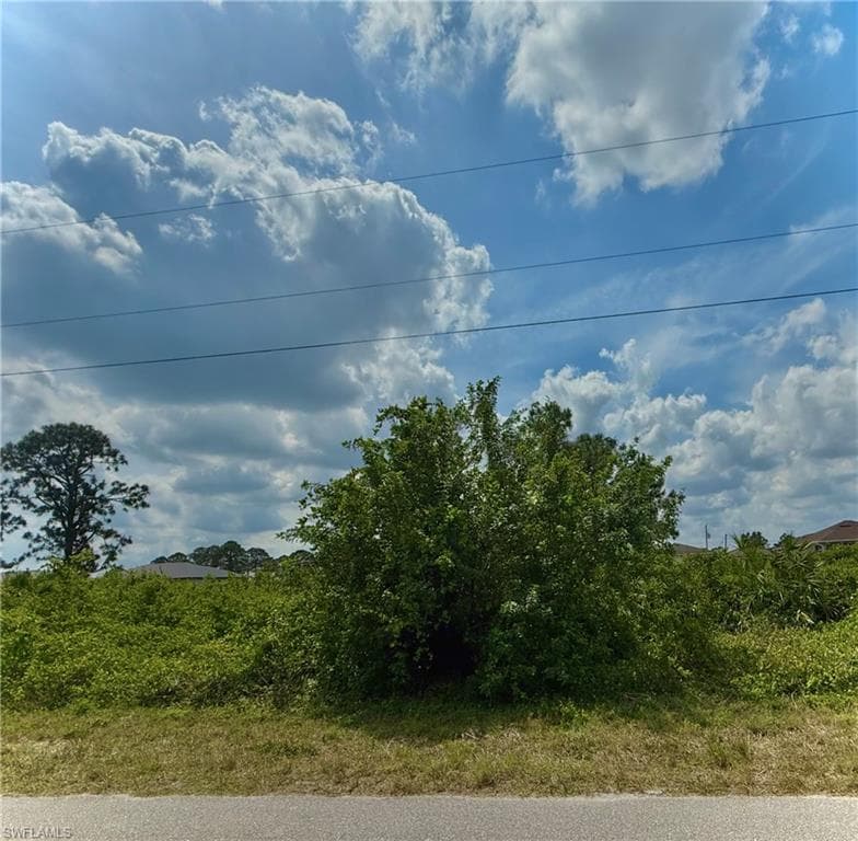 3215 66th ST W LEHIGH ACRES, FL 33971