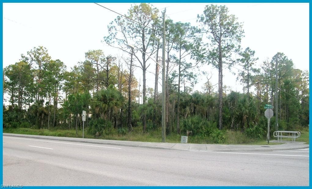 100 Golden Gate BLVD NAPLES, FL 34120
