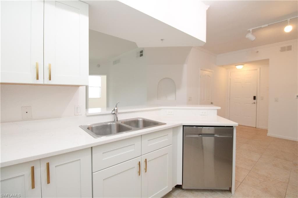 13010 Positano CIR 102 NAPLES, FL 34105