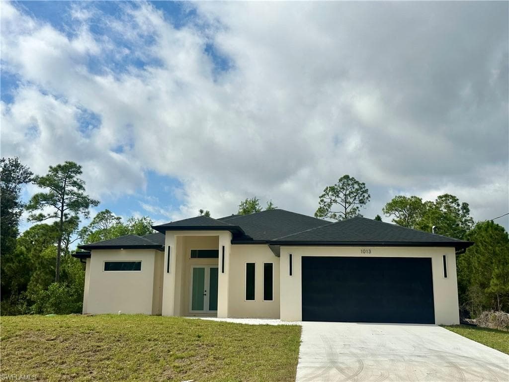 1013 Cleveland AVE LEHIGH ACRES, FL 33972