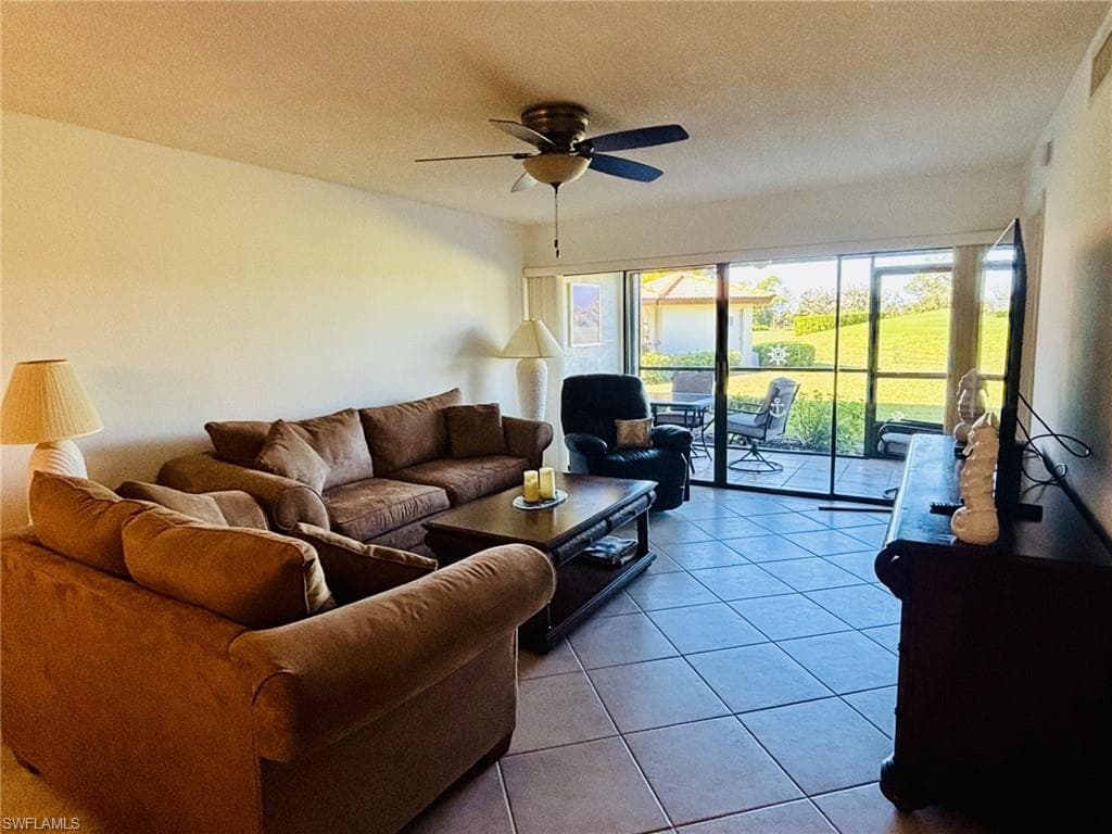605 Augusta BLVD 4 NAPLES, FL 34113