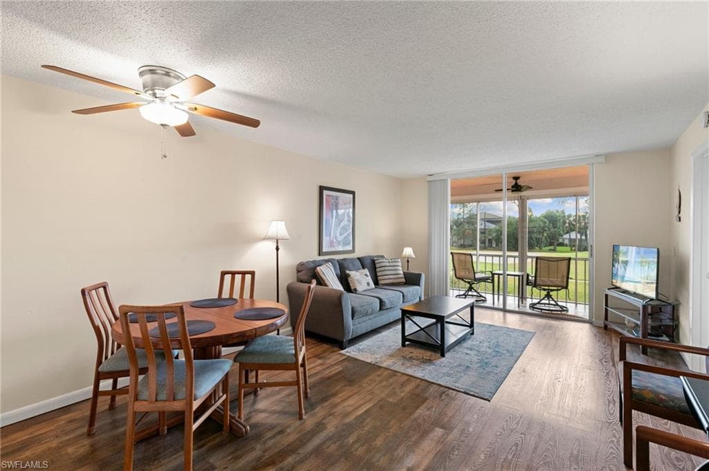 160 Turtle Lake CT 210 NAPLES, FL 34105