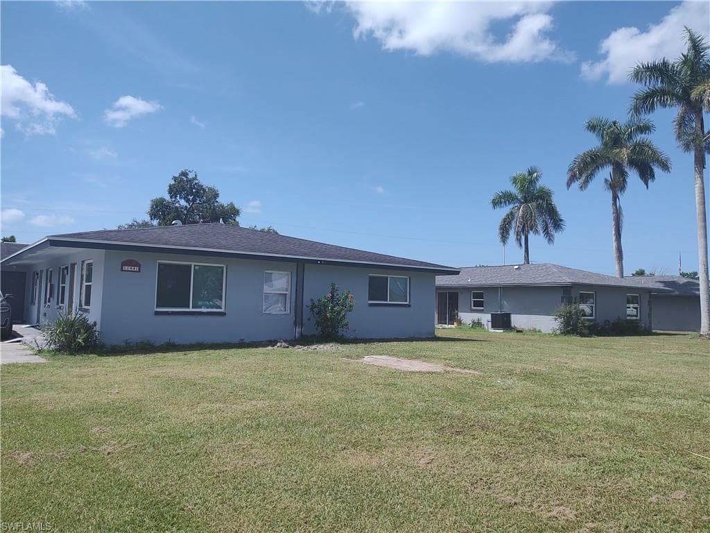 11451 Char Ann DR FORT MYERS, FL 33908