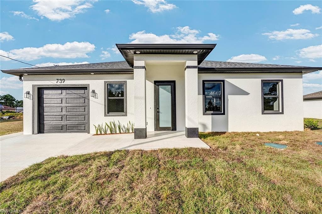 739 Foxtail ST E LEHIGH ACRES, FL 33974