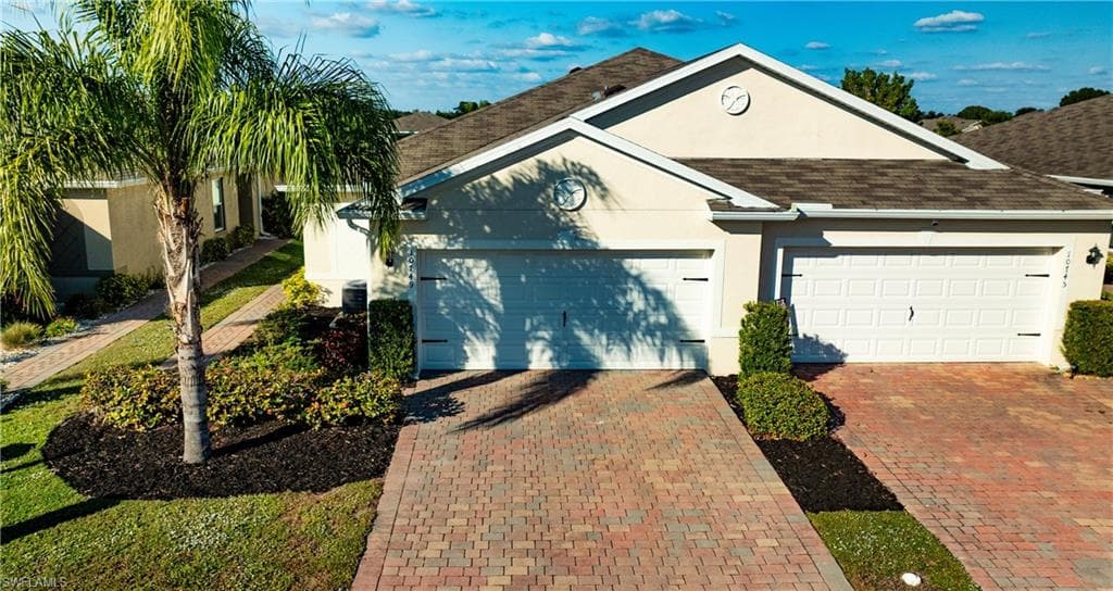 10749 Crossback LN LEHIGH ACRES, FL 33936