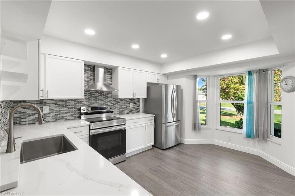 5272 19th AVE SW NAPLES, FL 34116